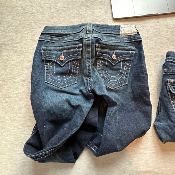 JEANS - Picture 3 of 16